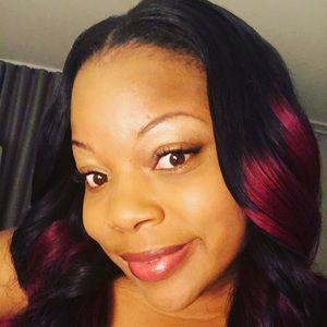 Meet your Posher, Stacy